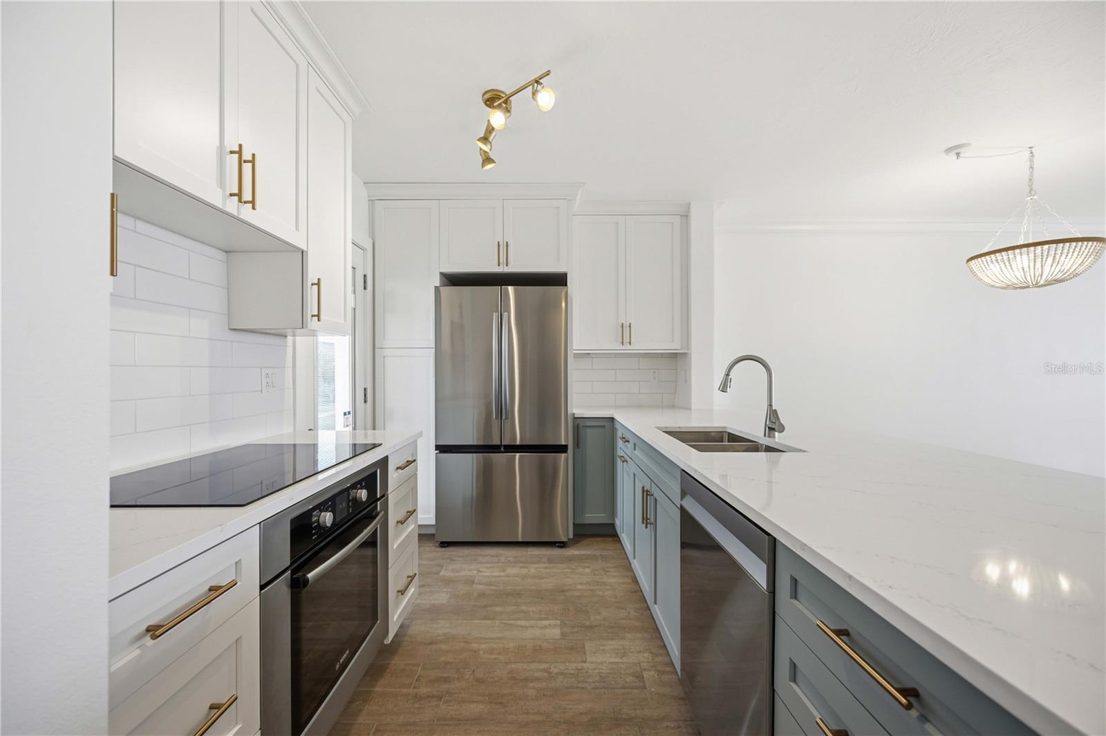 769 JOHN RINGLING BLVD #2, SARASOTA, FL, 34236