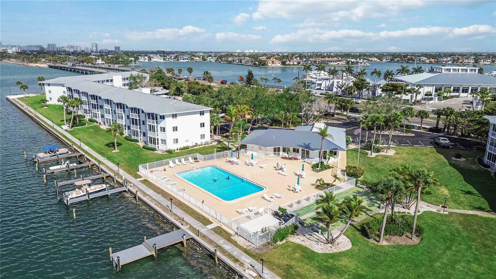 769 JOHN RINGLING BLVD #2, SARASOTA, FL, 34236