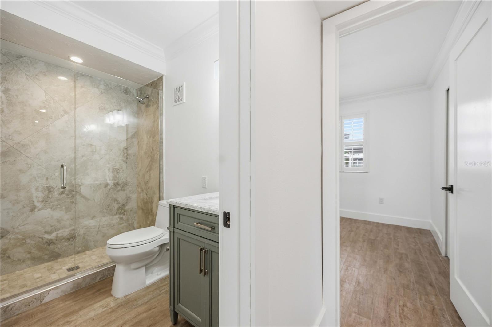 769 JOHN RINGLING BLVD #2, SARASOTA, FL, 34236