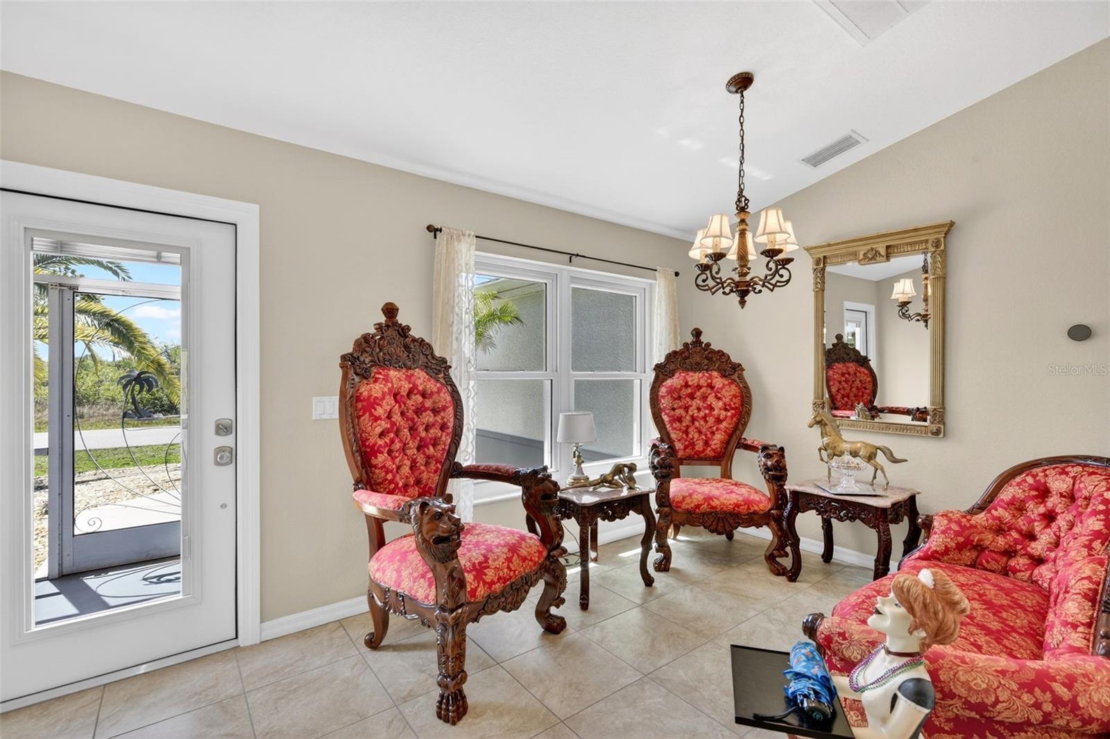 15144 HENNIPEN CIR, PORT CHARLOTTE, FL, 33981