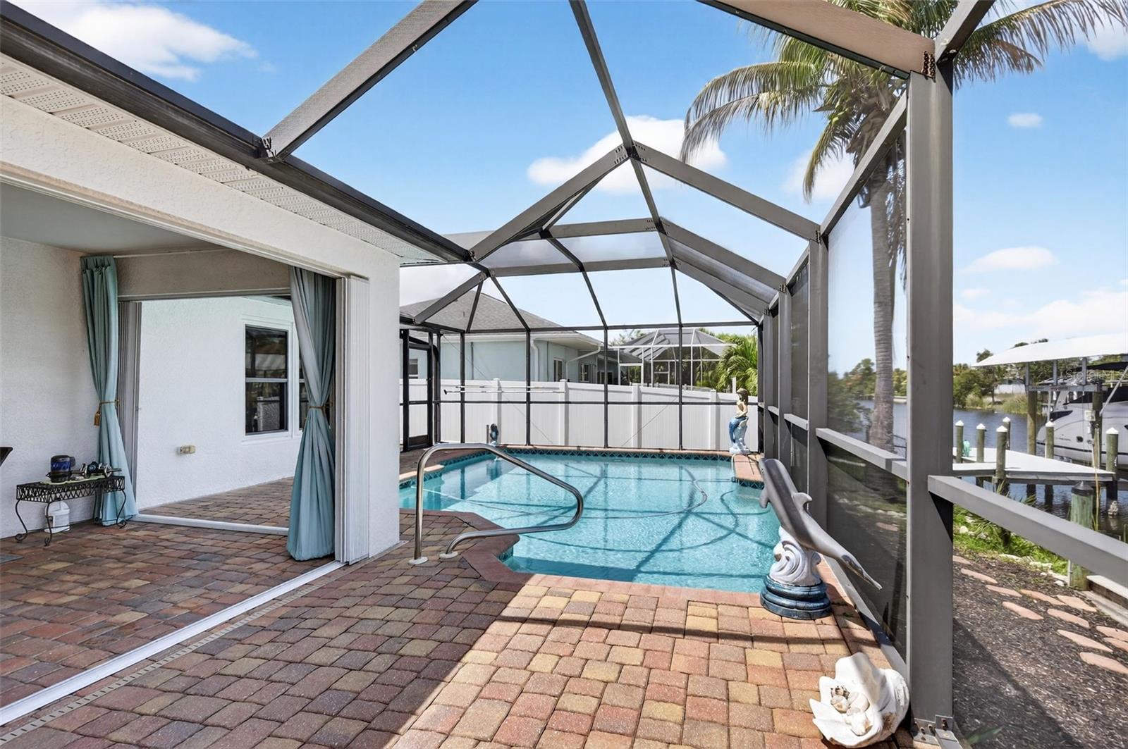 15144 HENNIPEN CIR, PORT CHARLOTTE, FL, 33981