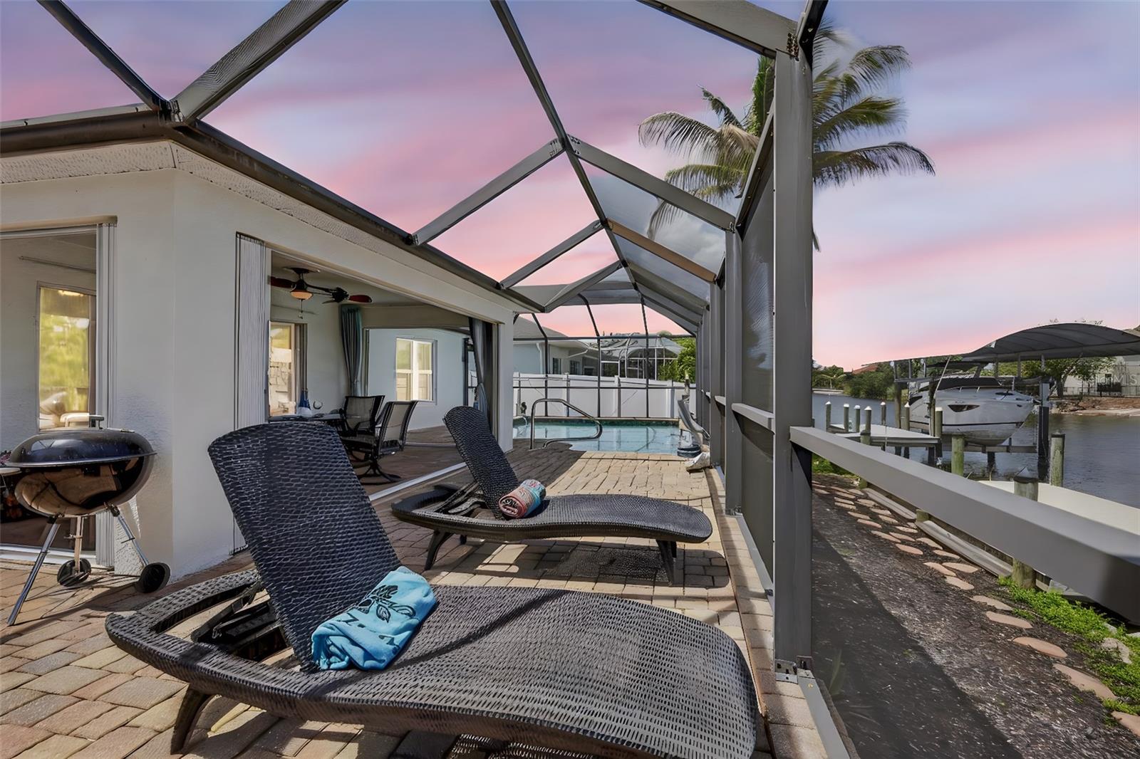 15144 HENNIPEN CIR, PORT CHARLOTTE, FL, 33981