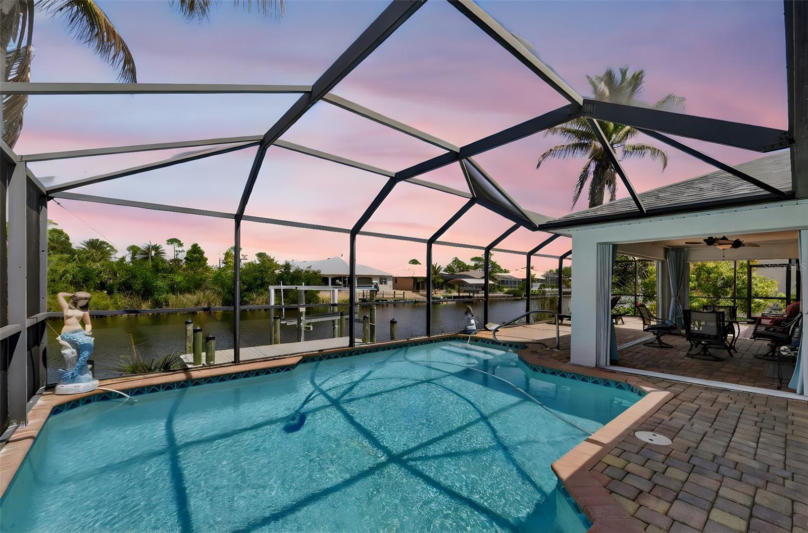 15144 HENNIPEN CIR, PORT CHARLOTTE, FL, 33981