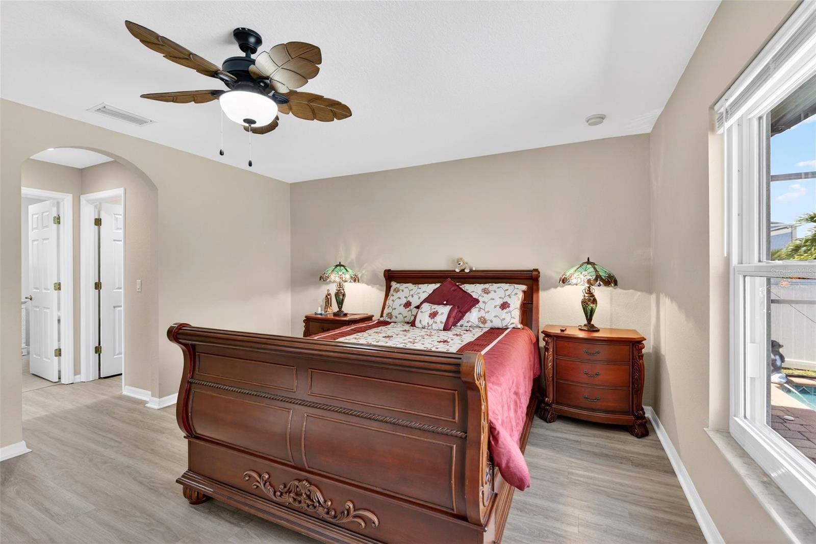 15144 HENNIPEN CIR, PORT CHARLOTTE, FL, 33981