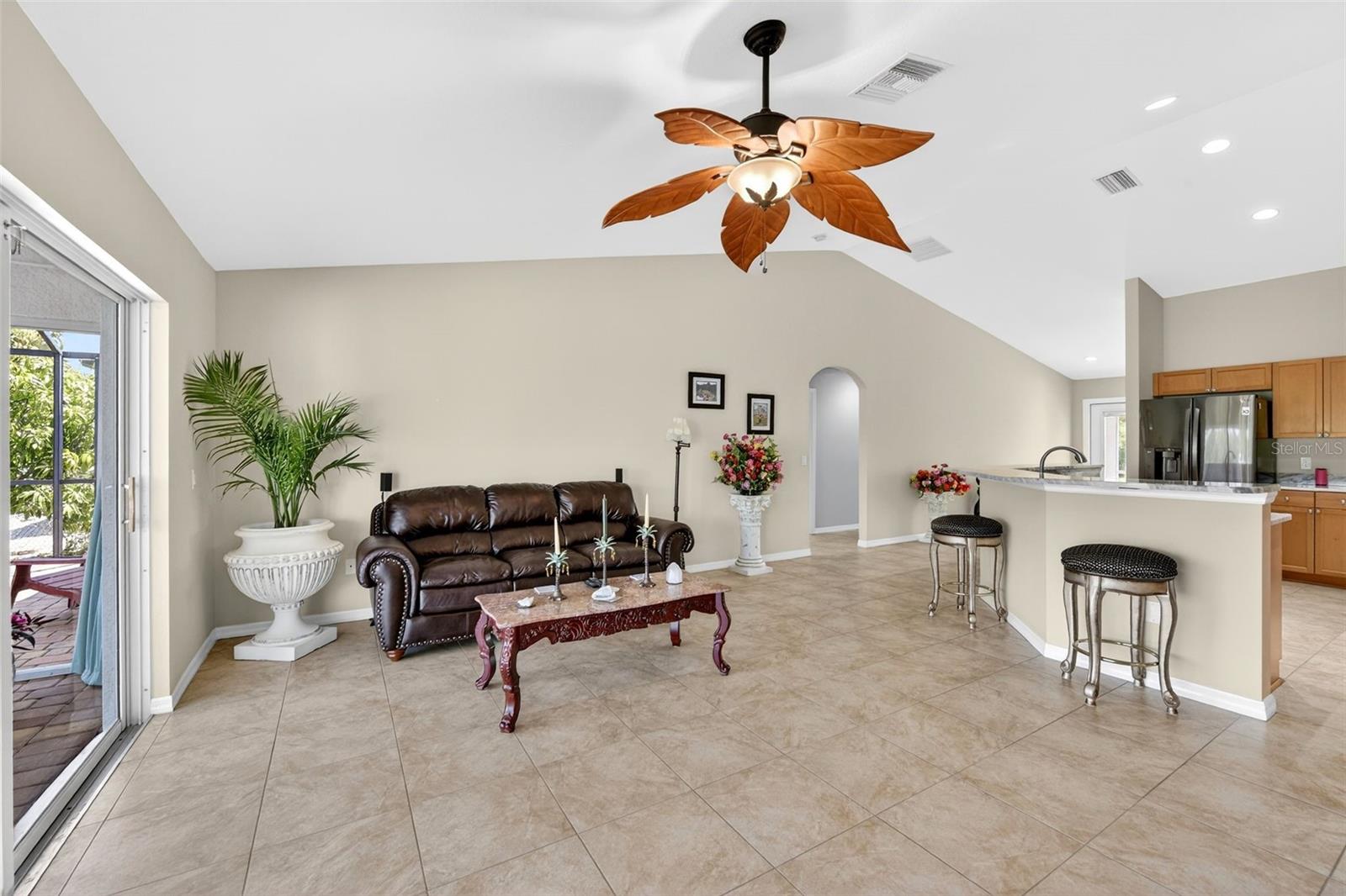 15144 HENNIPEN CIR, PORT CHARLOTTE, FL, 33981