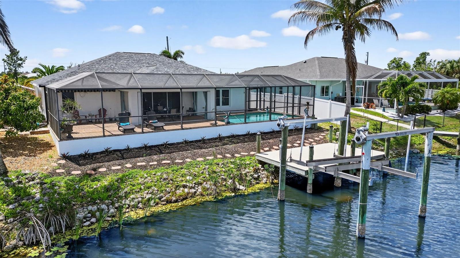 15144 HENNIPEN CIR, PORT CHARLOTTE, FL, 33981