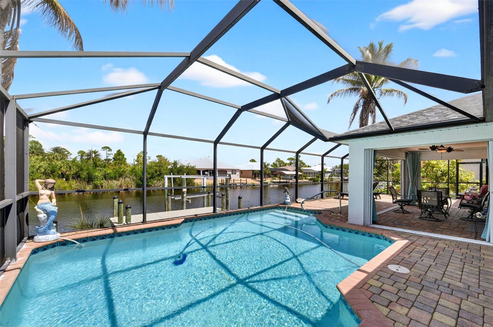 15144 HENNIPEN CIR, PORT CHARLOTTE, FL, 33981
