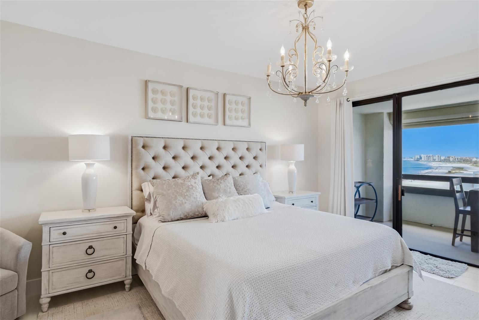 1460 GULF BLVD #1205, CLEARWATER BEACH, FL, 33767
