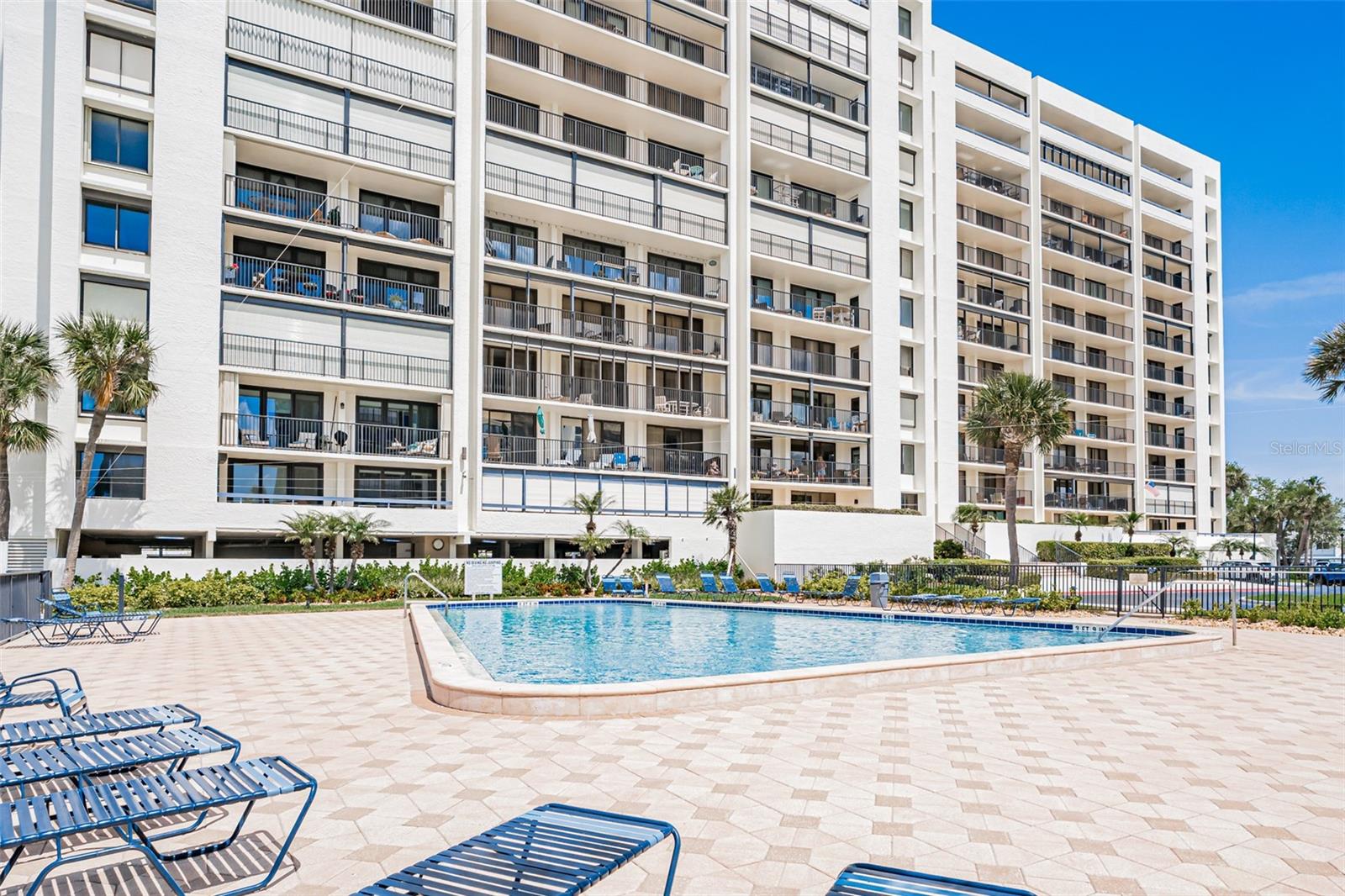 1460 GULF BLVD #1205, CLEARWATER BEACH, FL, 33767