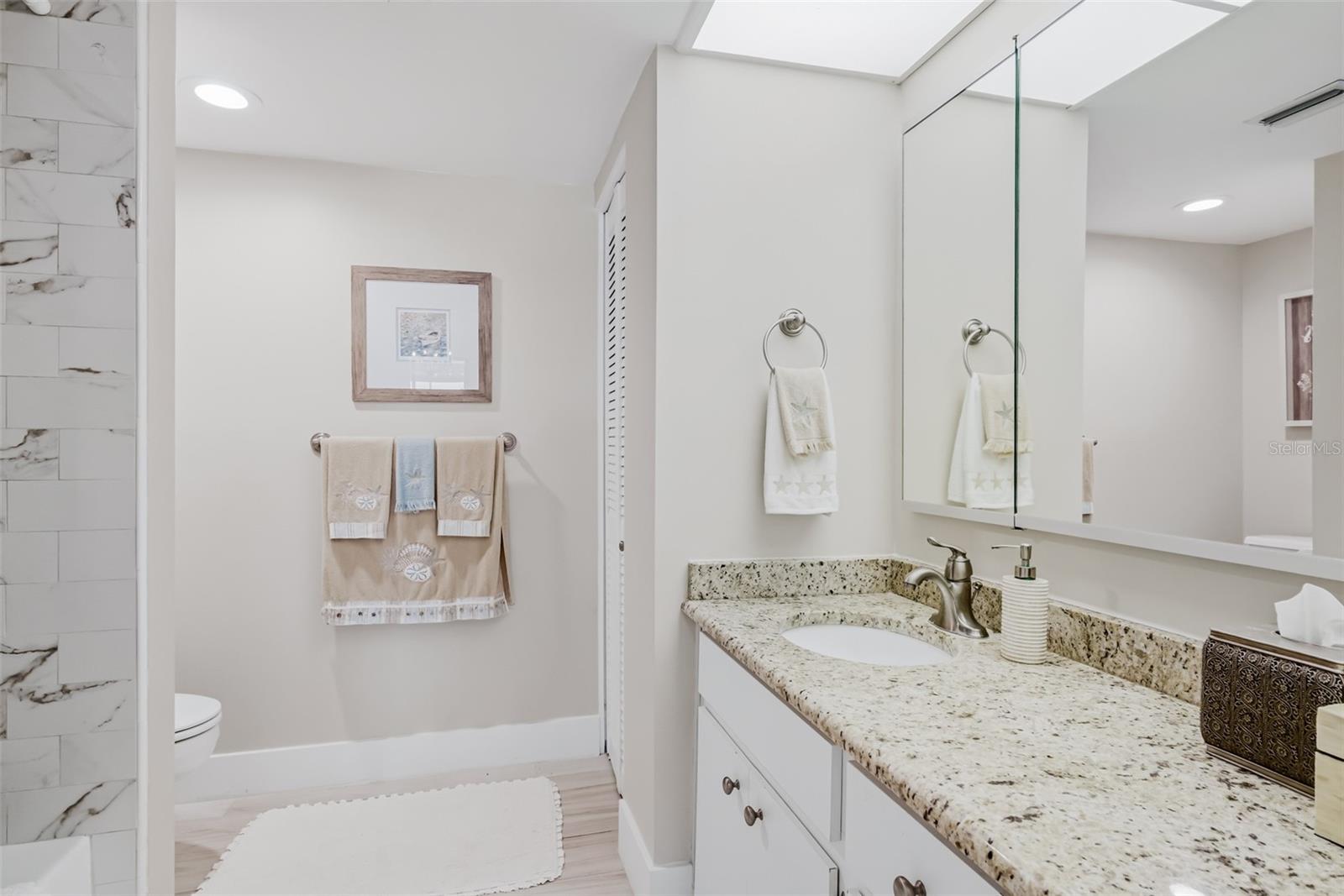 1460 GULF BLVD #1205, CLEARWATER BEACH, FL, 33767