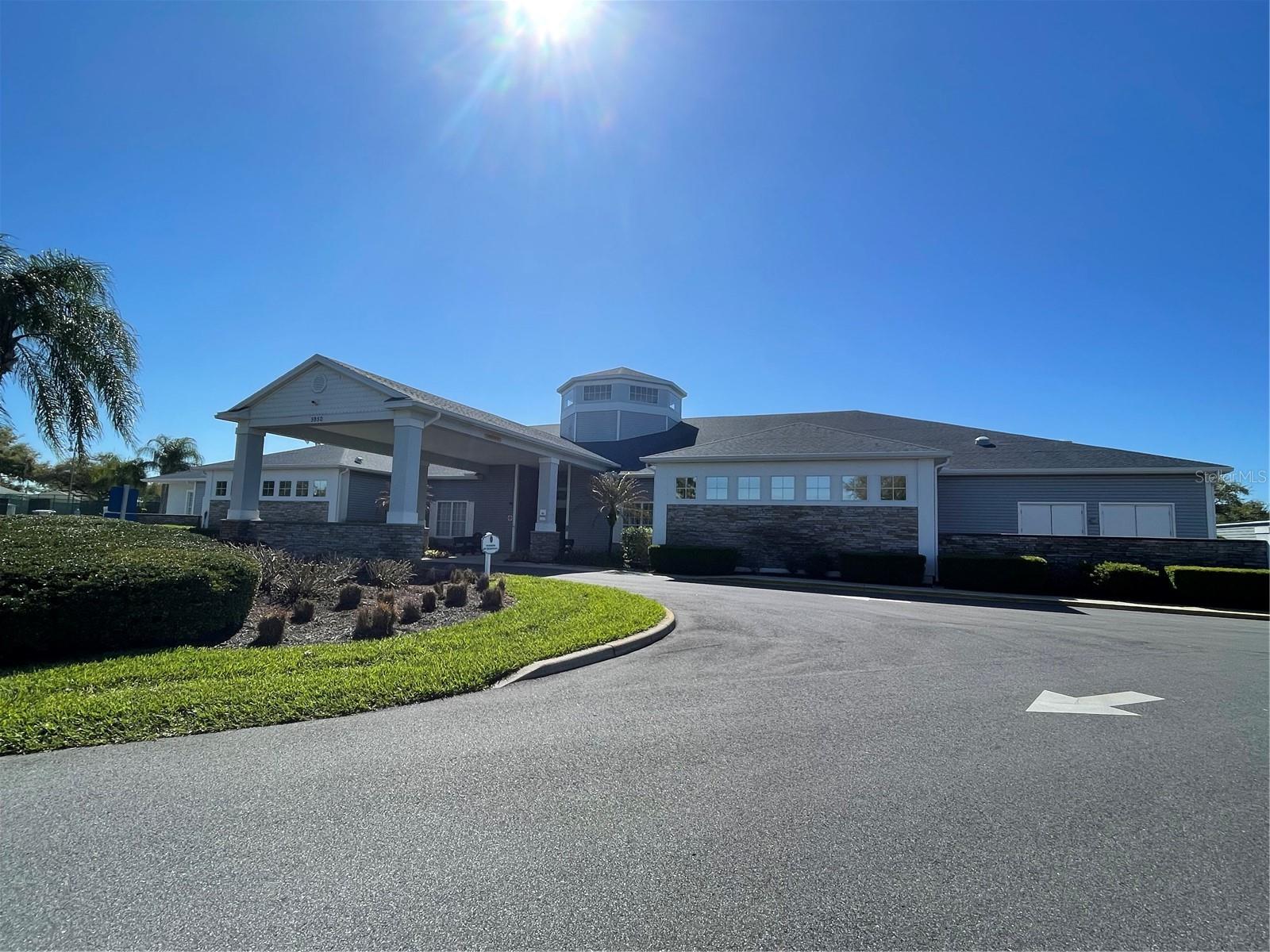 3292 SEVEN SEAS DR, TAVARES, FL, 32778
