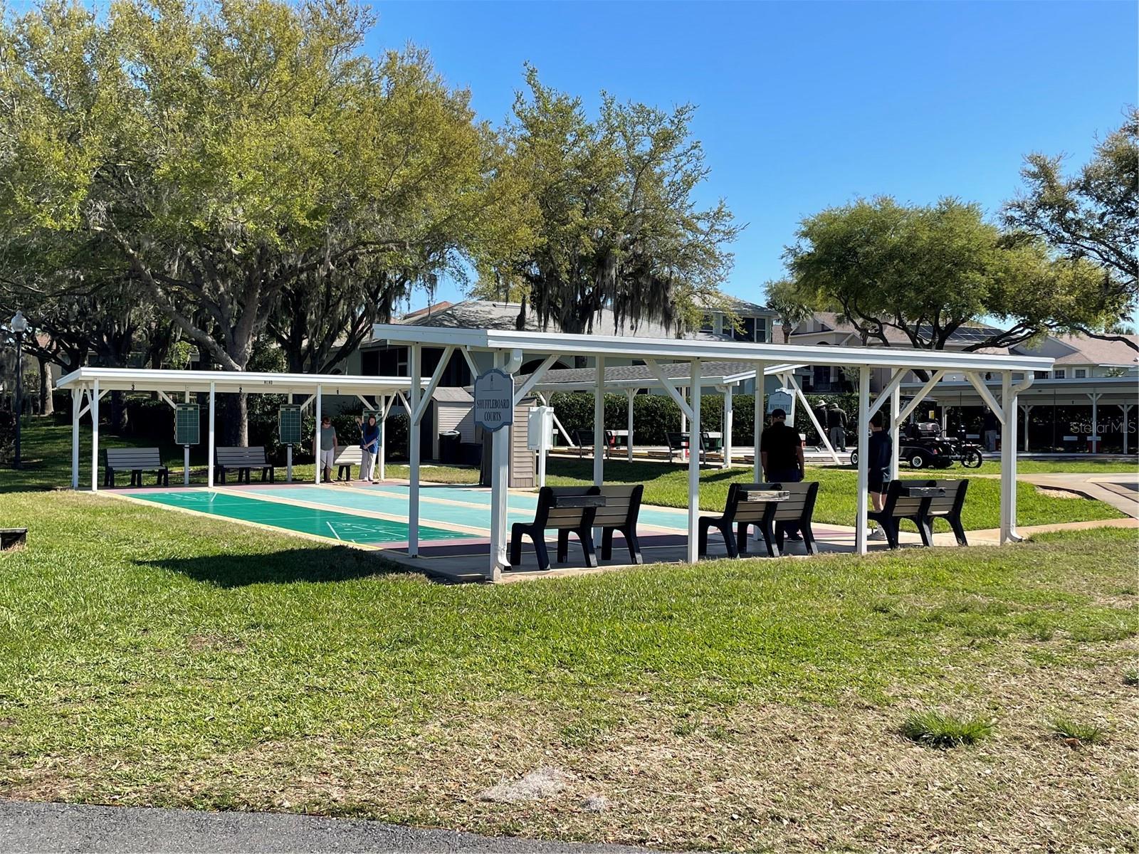 3292 SEVEN SEAS DR, TAVARES, FL, 32778
