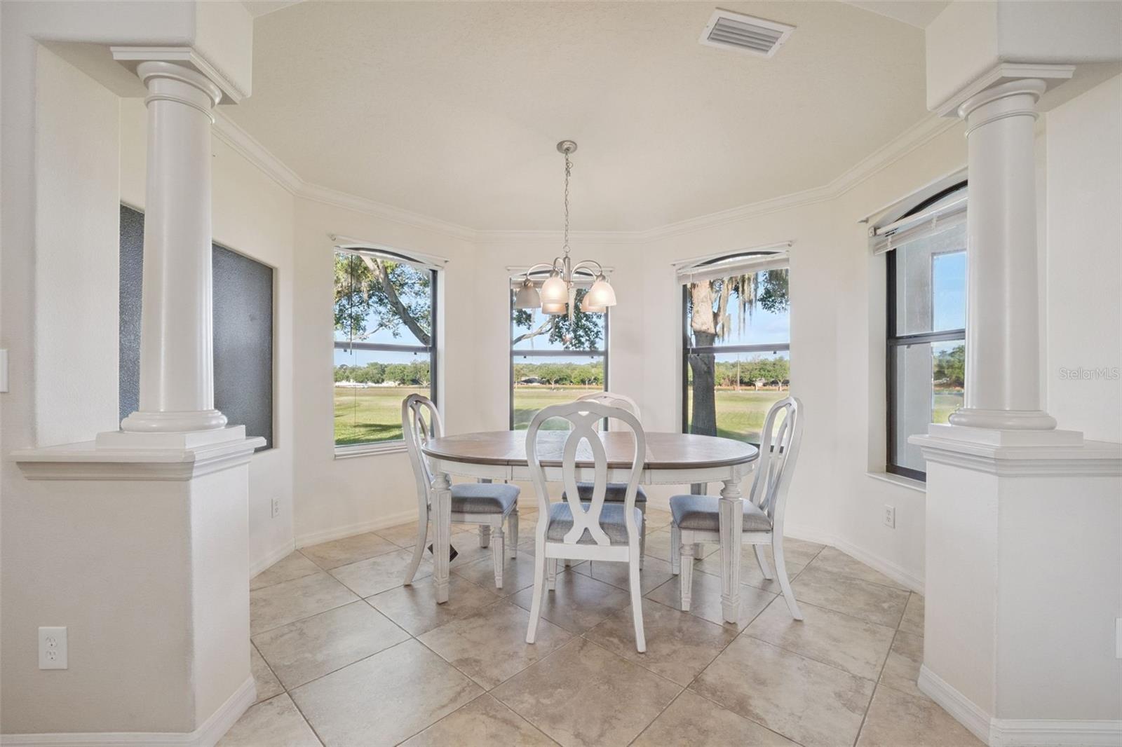3292 SEVEN SEAS DR, TAVARES, FL, 32778