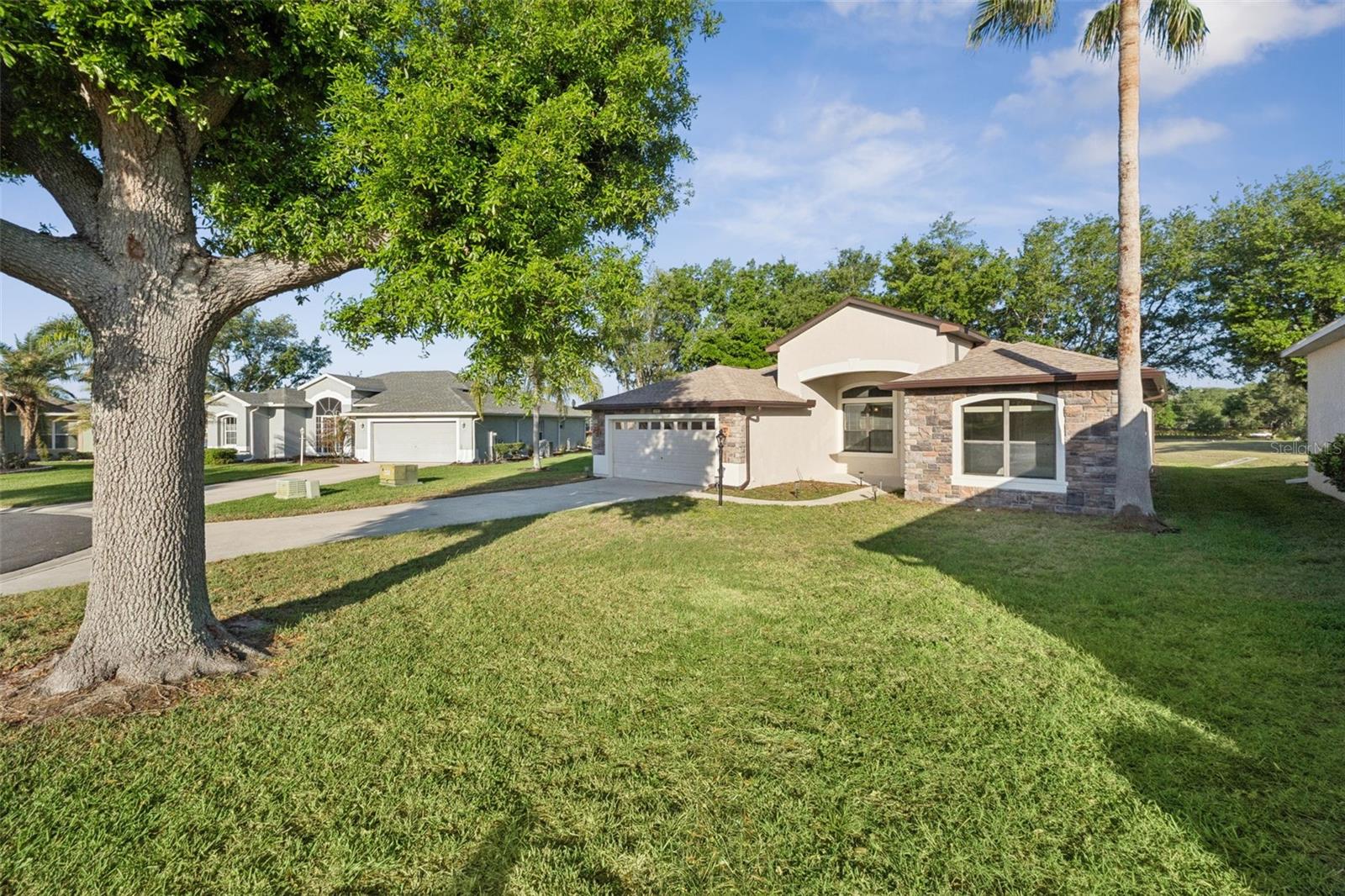 3292 SEVEN SEAS DR, TAVARES, FL, 32778