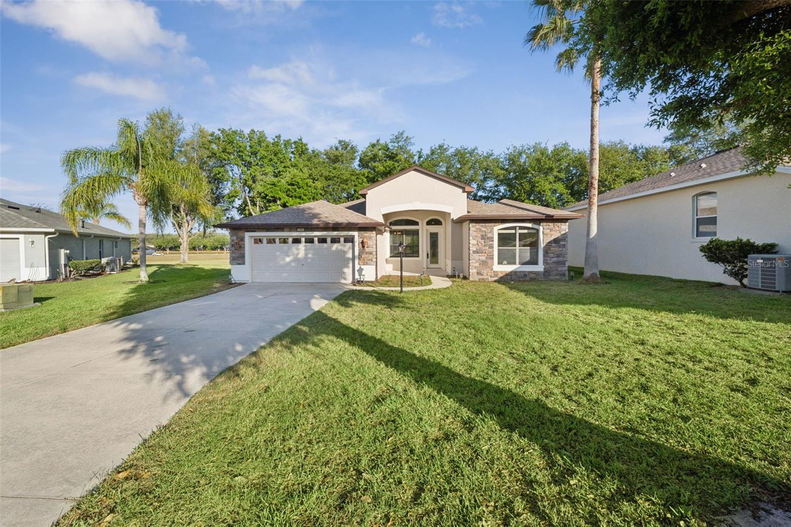 3292 SEVEN SEAS DR, TAVARES, FL, 32778
