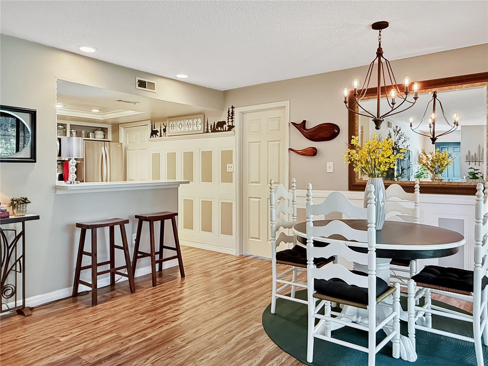1001 LENNOX RD W, PALM HARBOR, FL, 34683