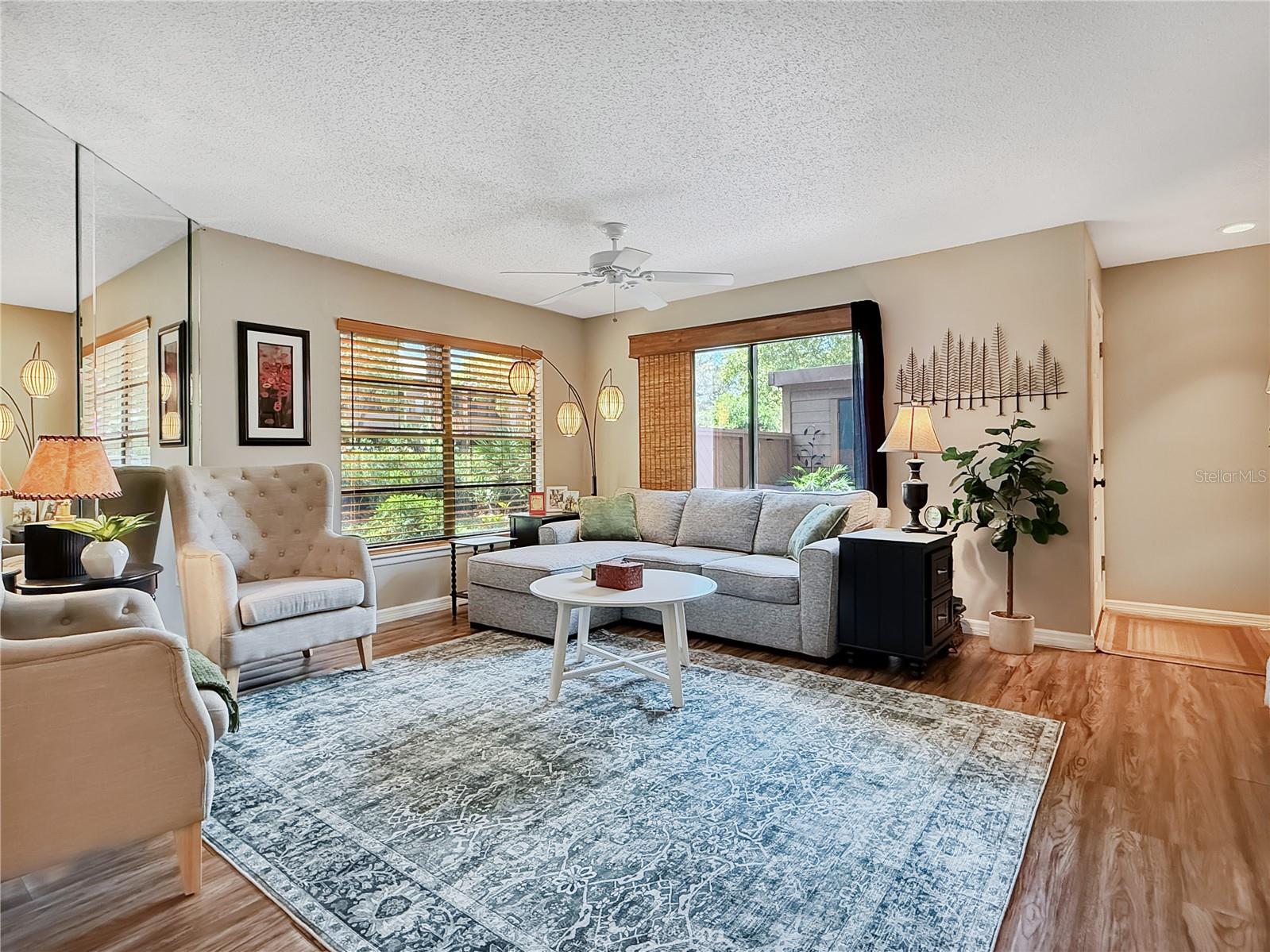 1001 LENNOX RD W, PALM HARBOR, FL, 34683