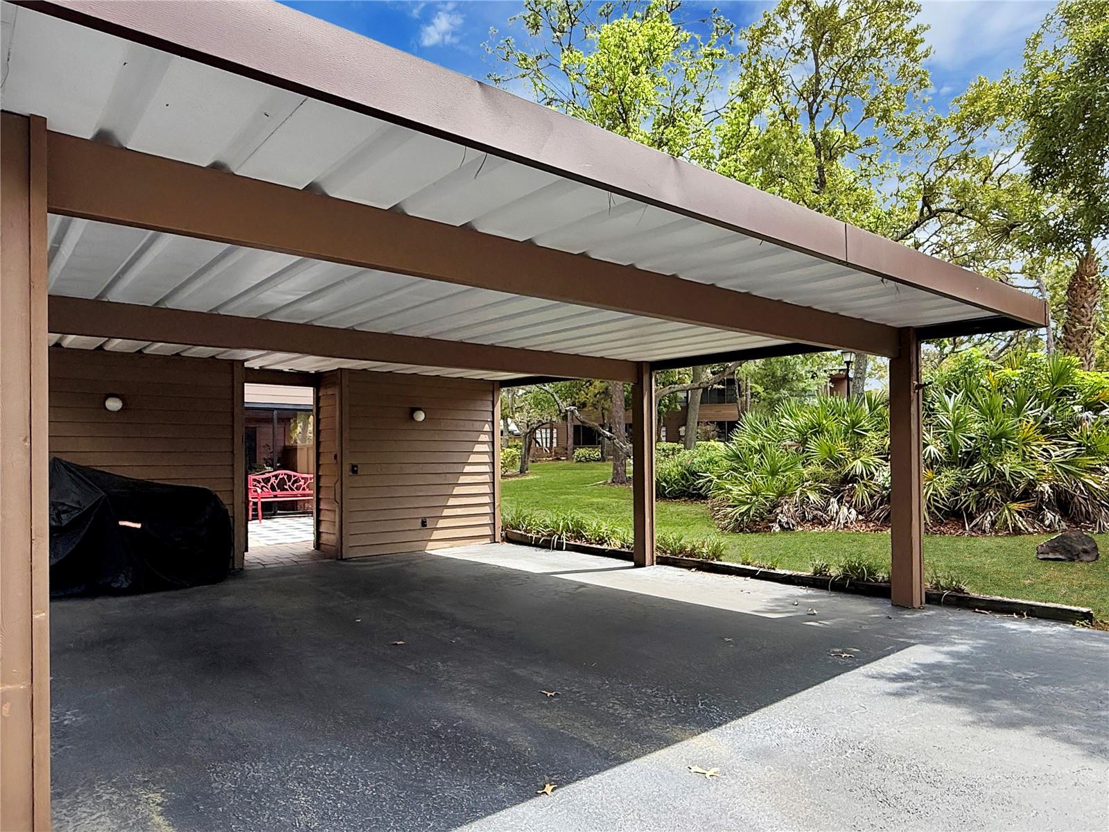 1001 LENNOX RD W, PALM HARBOR, FL, 34683