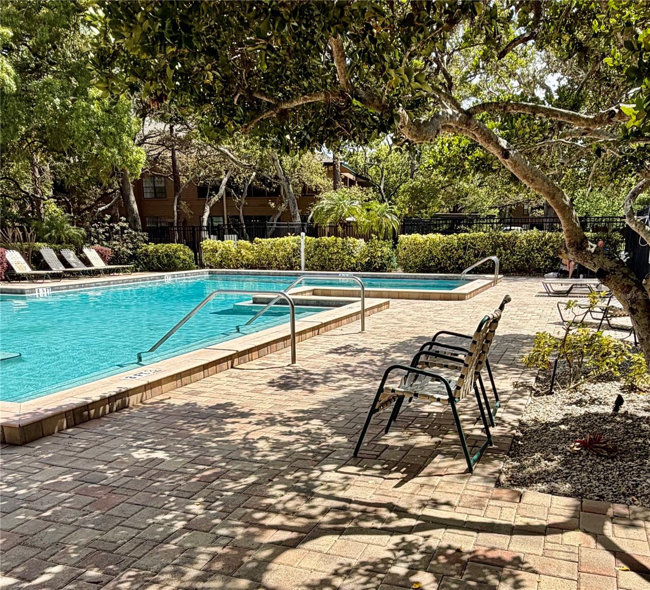 1001 LENNOX RD W, PALM HARBOR, FL, 34683