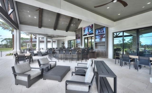 94 BAY LAKE DR, ORMOND BEACH, FL, 32174