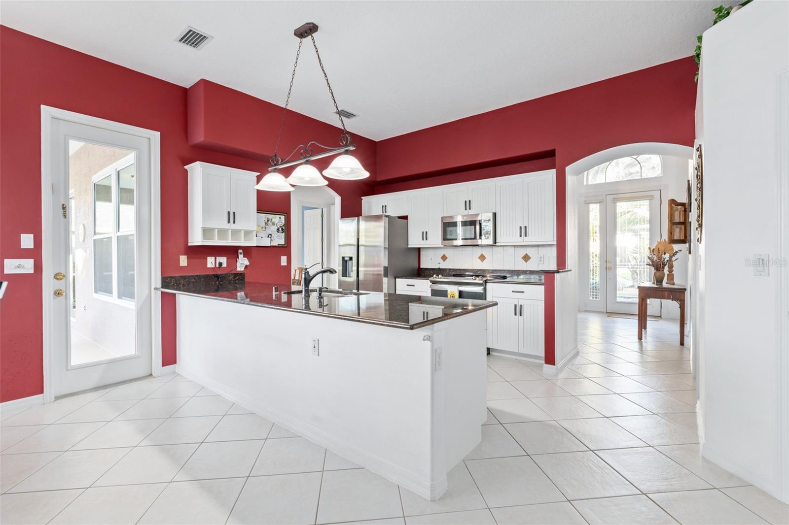 94 BAY LAKE DR, ORMOND BEACH, FL, 32174