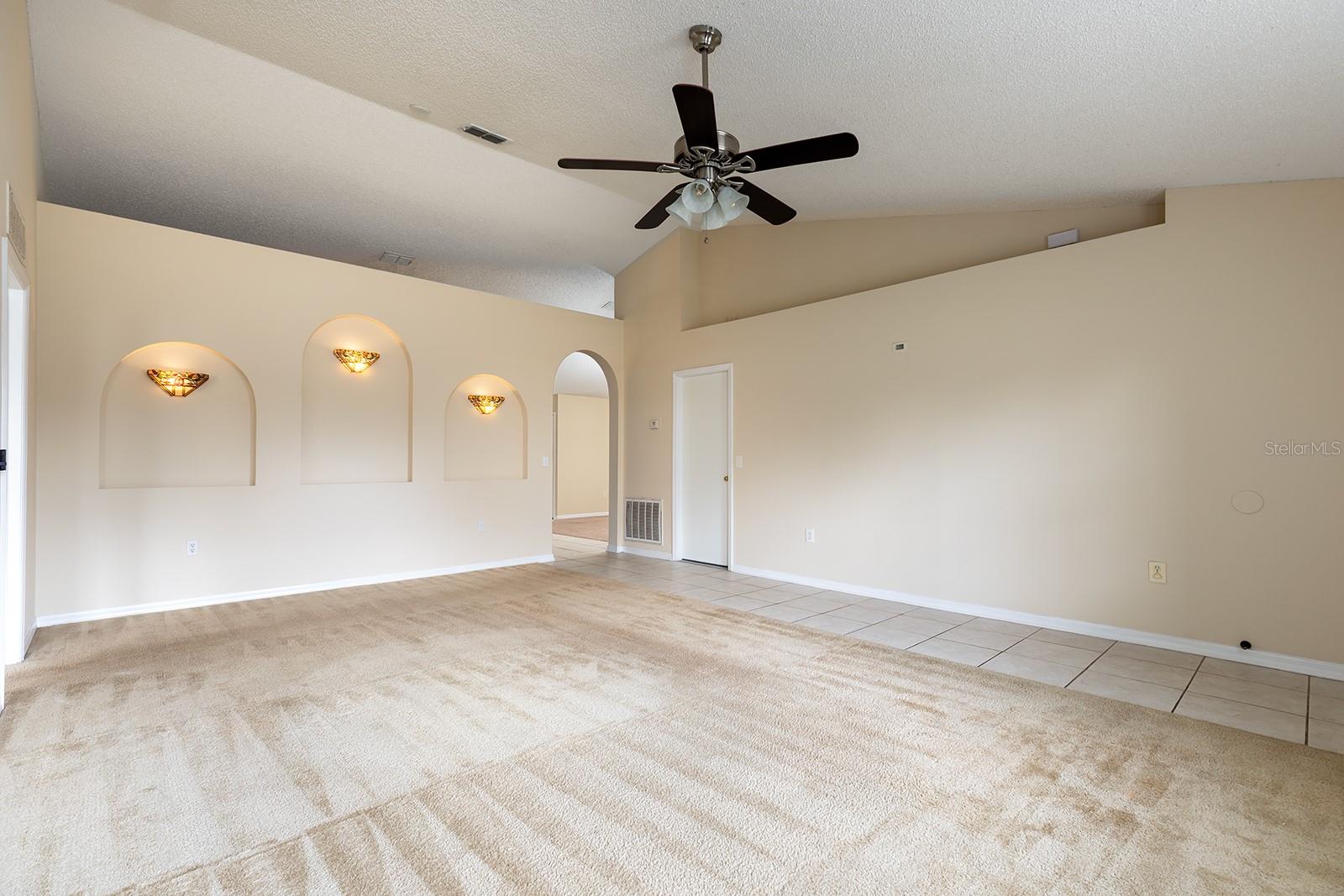 647 ELWOOD ST, DELTONA, FL, 32725