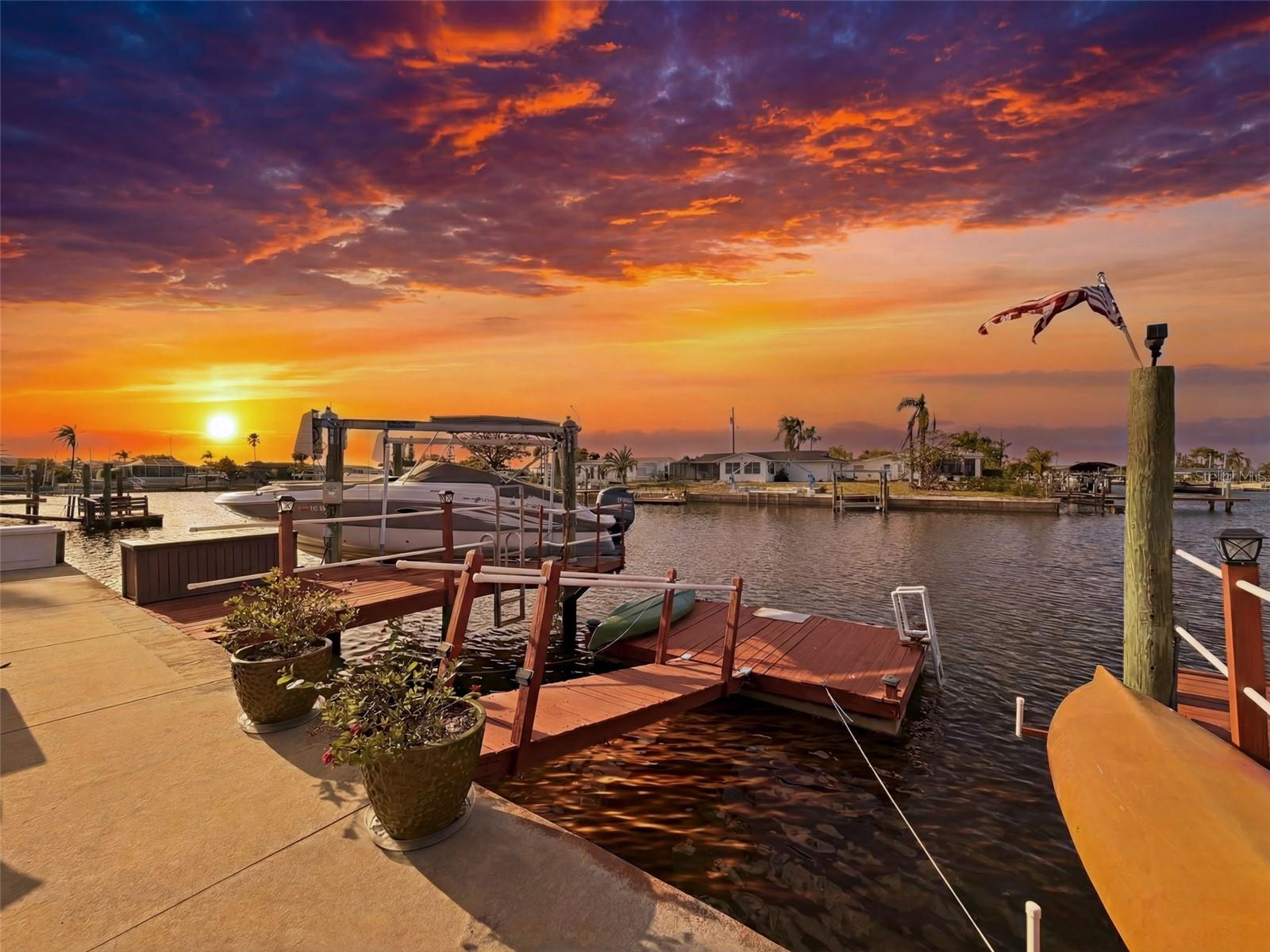 6521 LEESIDE ISLE, HUDSON, FL, 34667