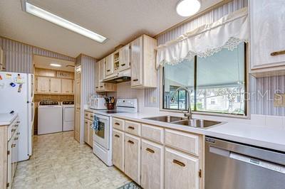 35151 COLONY HILLS DR, ZEPHYRHILLS, FL, 33541