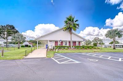 35151 COLONY HILLS DR, ZEPHYRHILLS, FL, 33541