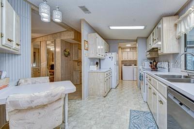 35151 COLONY HILLS DR, ZEPHYRHILLS, FL, 33541