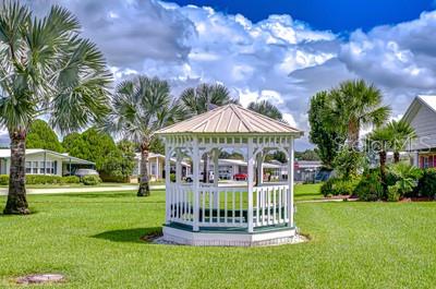 35151 COLONY HILLS DR, ZEPHYRHILLS, FL, 33541