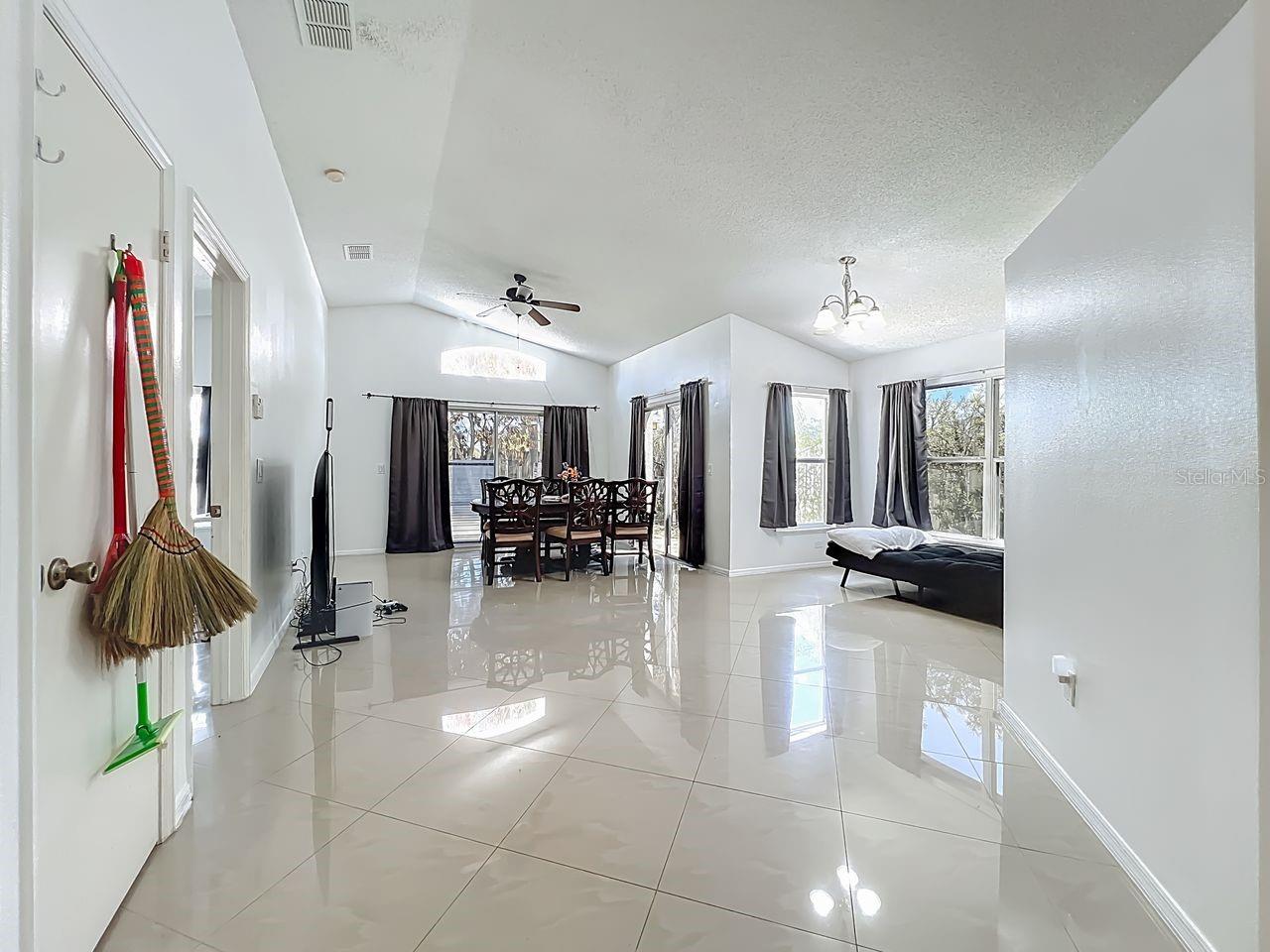 1264 TIMBERBEND CIR, ORLANDO, FL, 32824