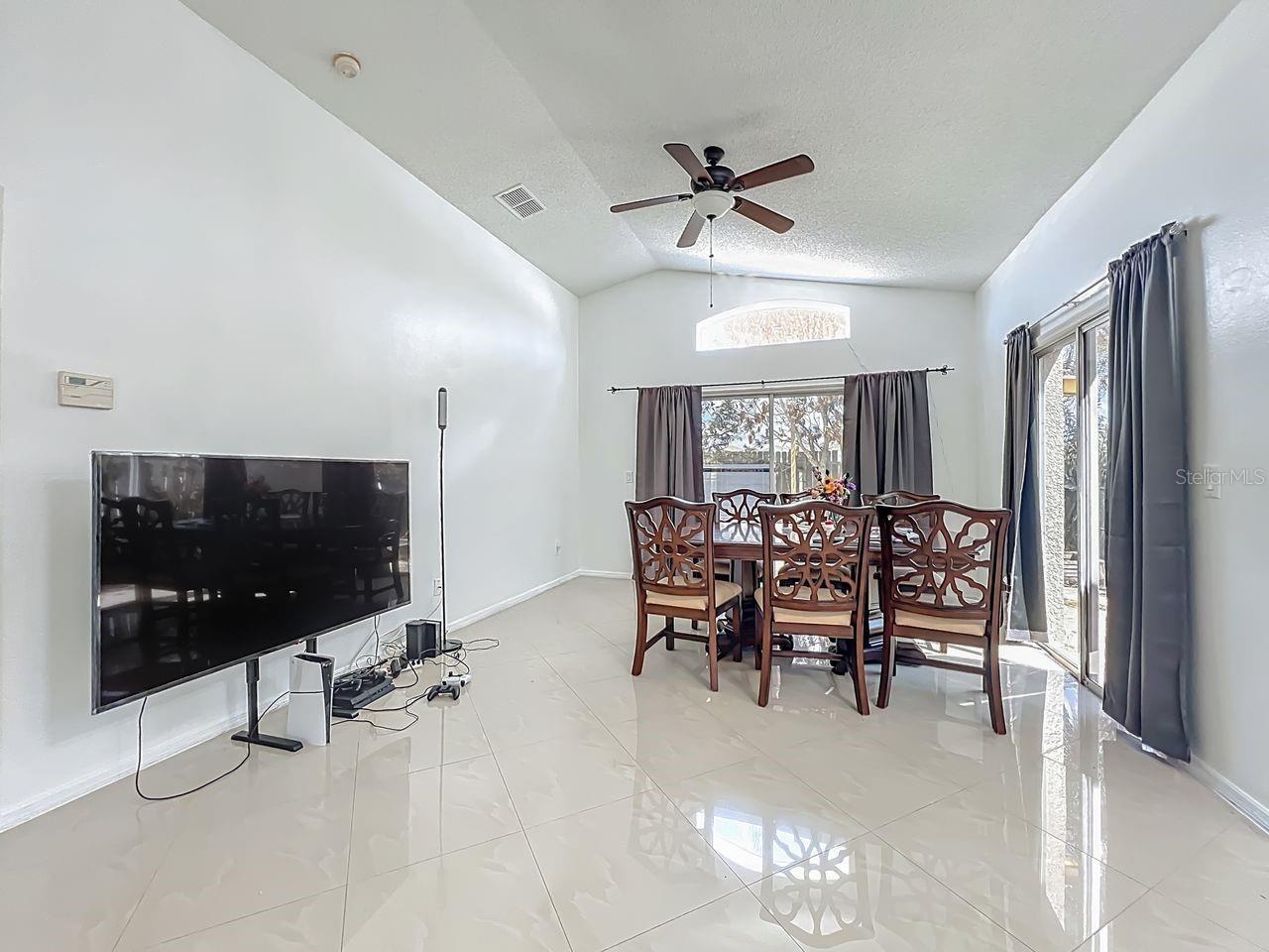 1264 TIMBERBEND CIR, ORLANDO, FL, 32824
