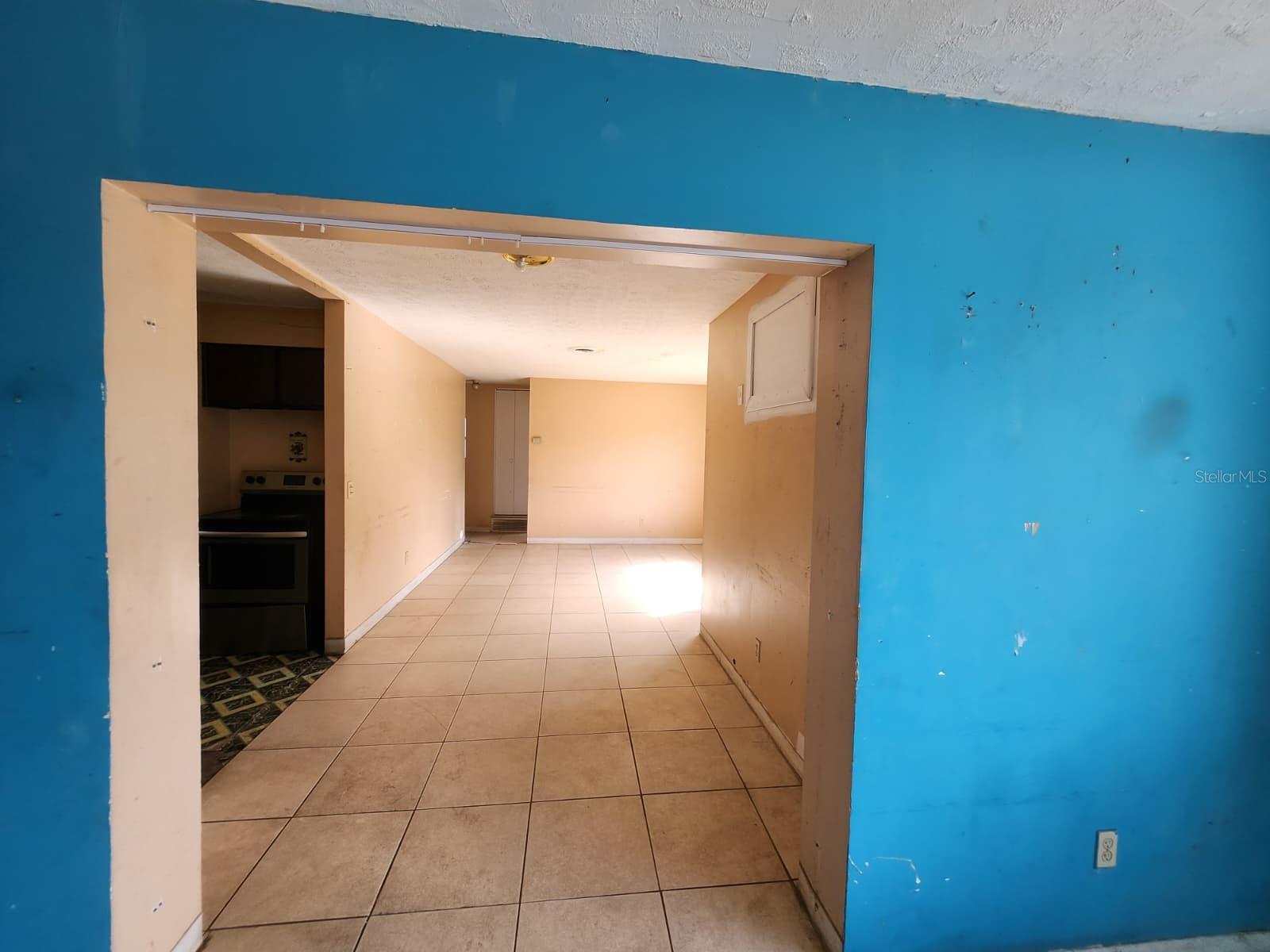 910 EMERALD DR, MOUNT DORA, FL, 32757