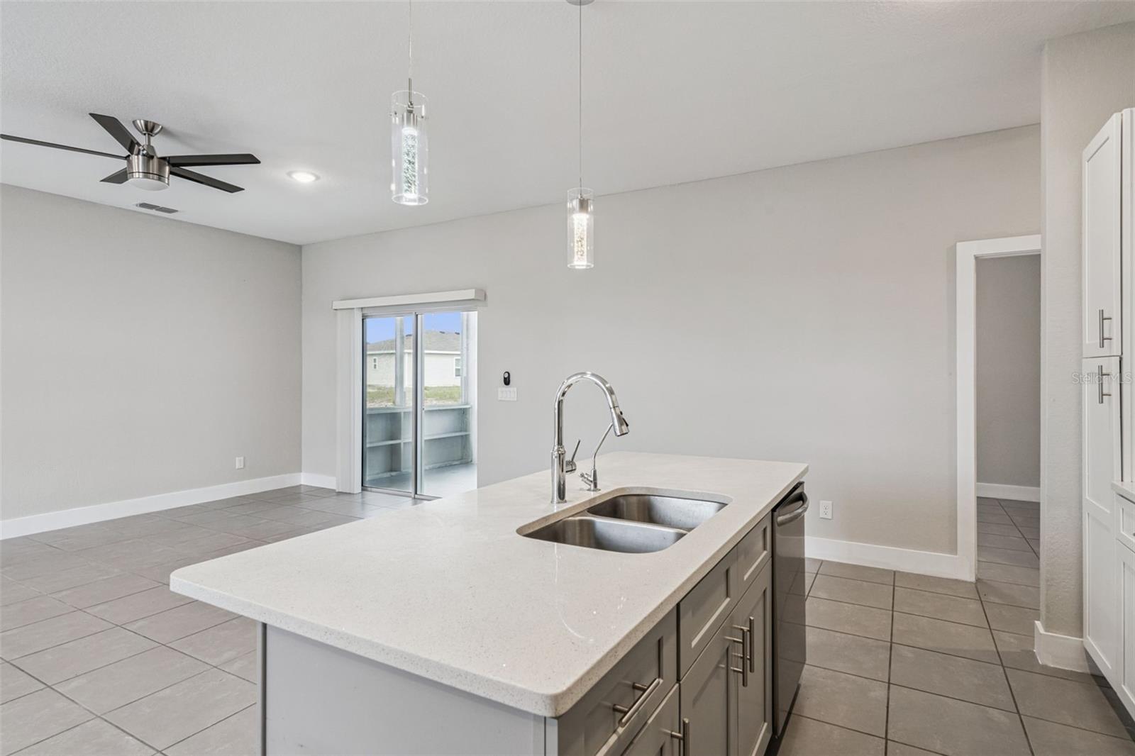 107 VIOLET CT, KISSIMMEE, FL, 34759