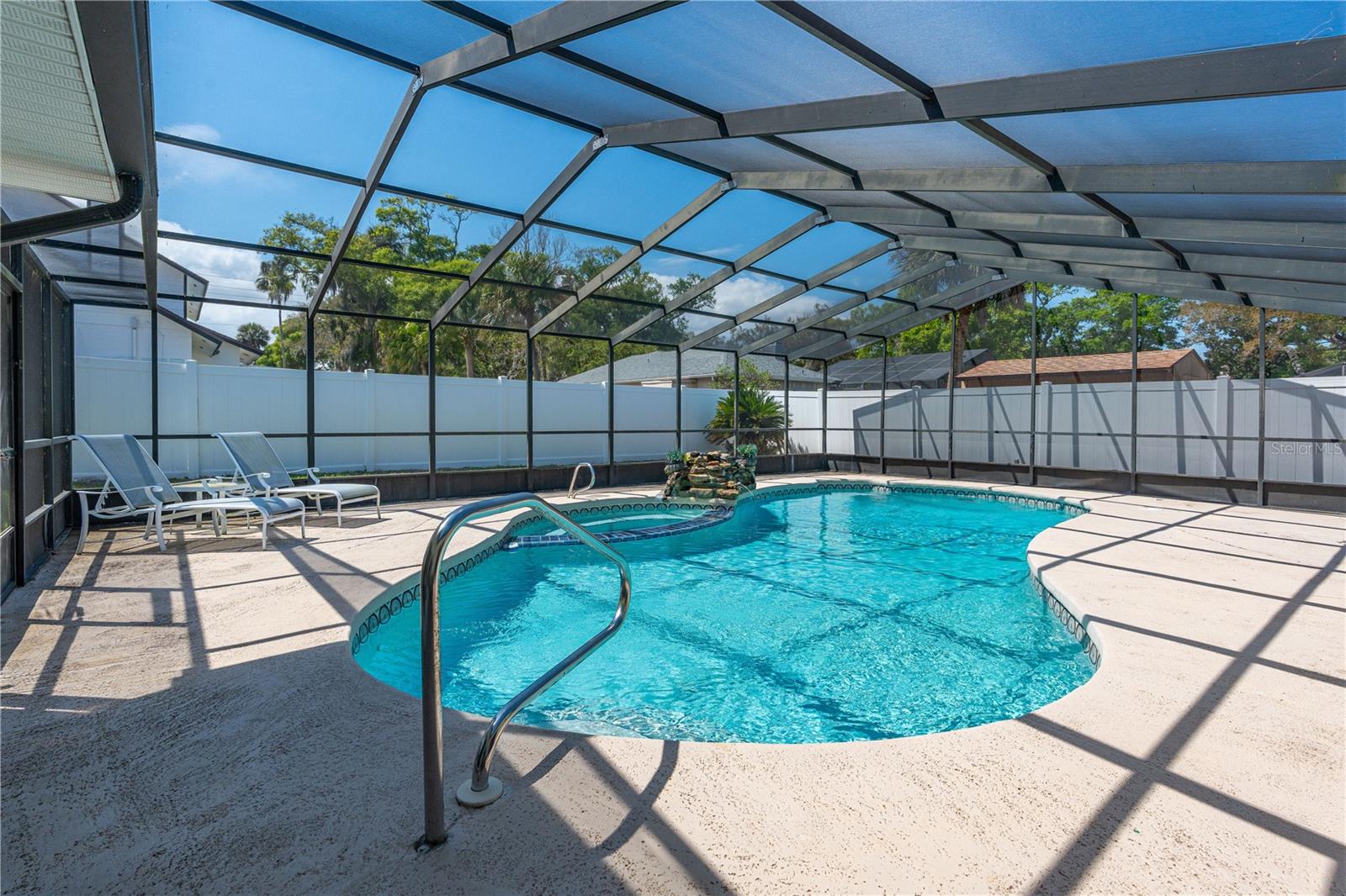 1500 OAK FOREST DR, ORMOND BEACH, FL, 32174