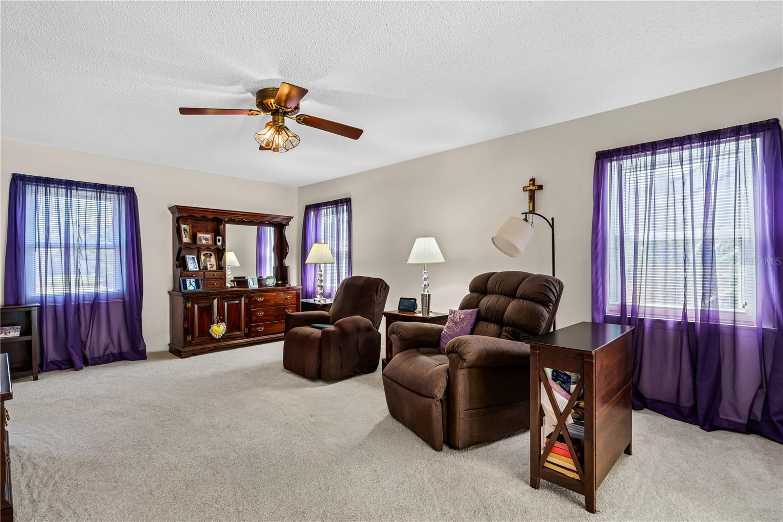 1500 OAK FOREST DR, ORMOND BEACH, FL, 32174