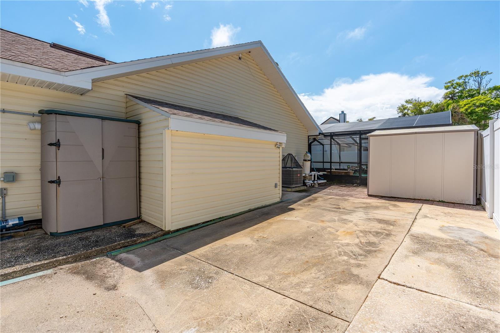 1500 OAK FOREST DR, ORMOND BEACH, FL, 32174