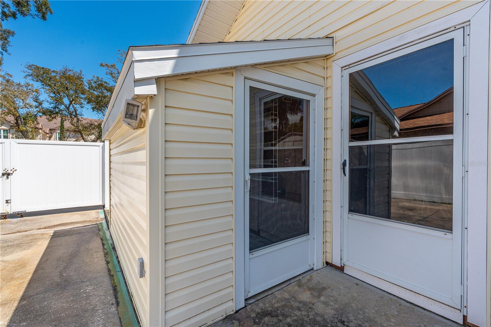 1500 OAK FOREST DR, ORMOND BEACH, FL, 32174