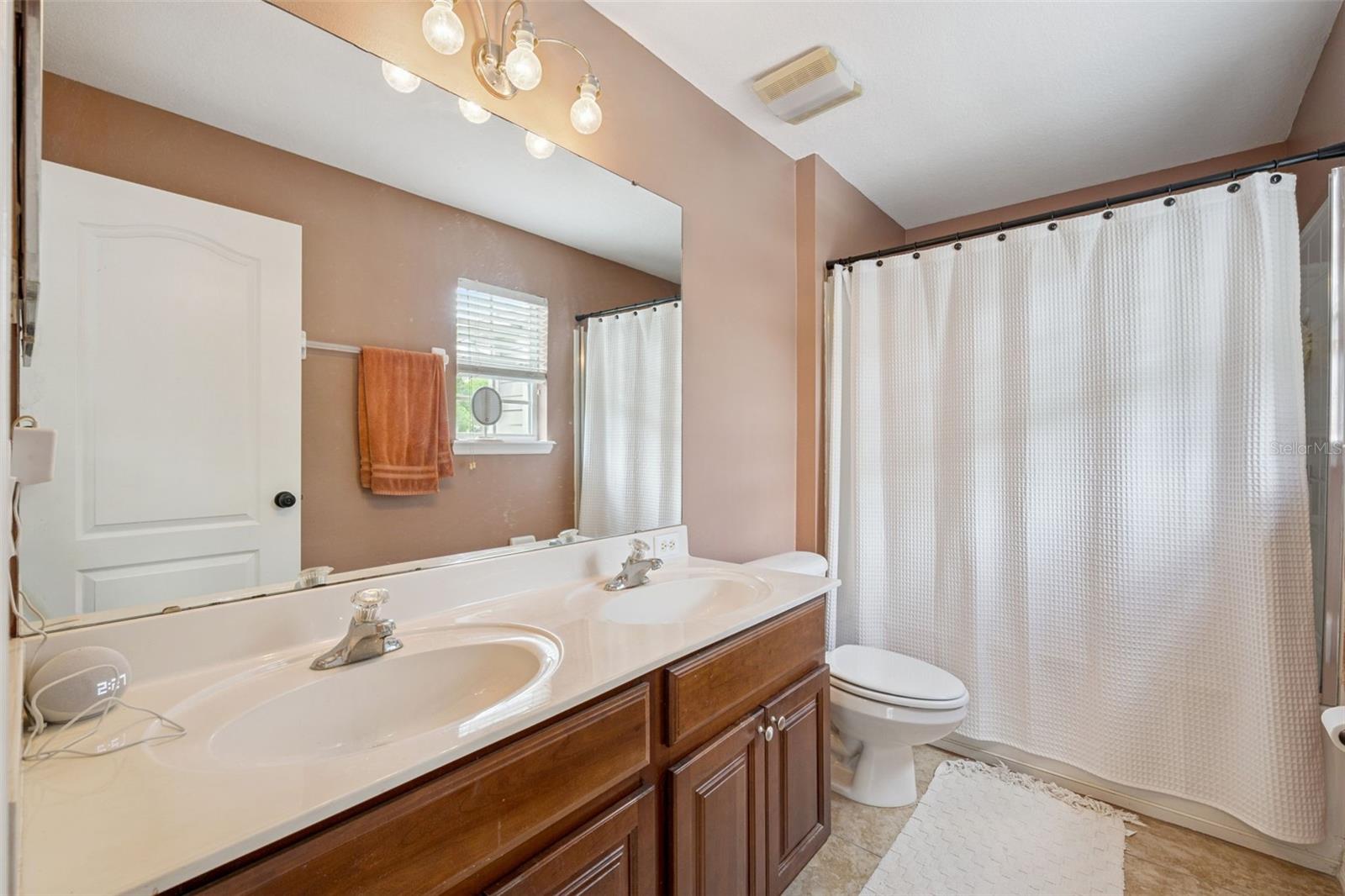 13252 SILVER STRAND FALLS DR, ORLANDO, FL, 32824