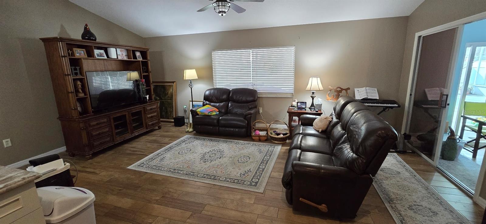 336 LAKECREST DR, TAVARES, FL, 32778