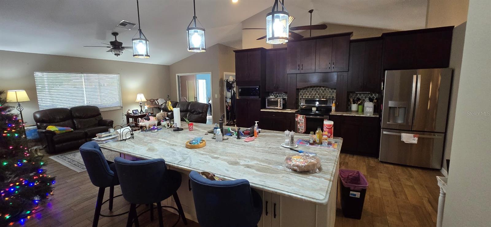 336 LAKECREST DR, TAVARES, FL, 32778
