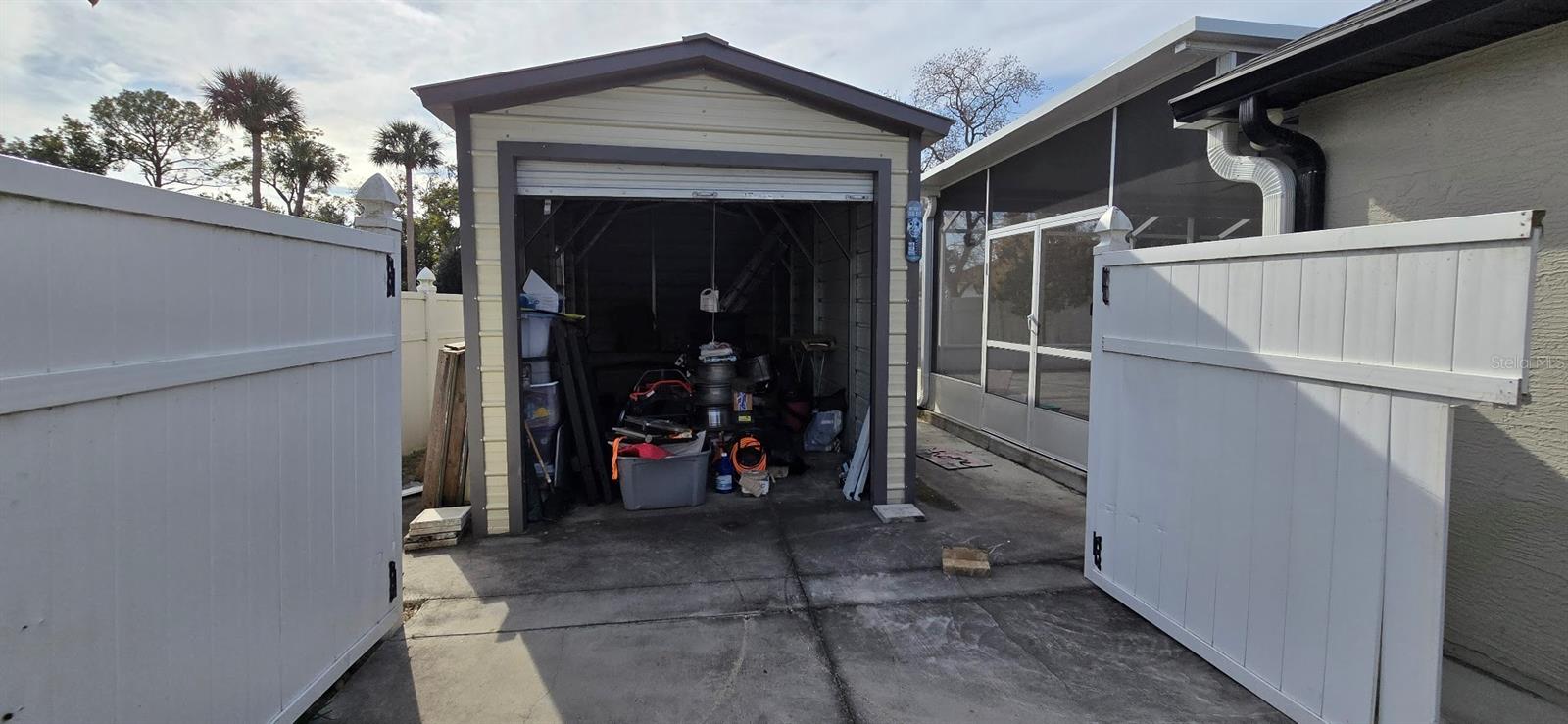 336 LAKECREST DR, TAVARES, FL, 32778