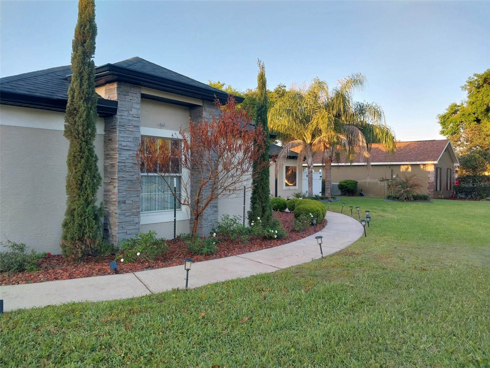 336 LAKECREST DR, TAVARES, FL, 32778