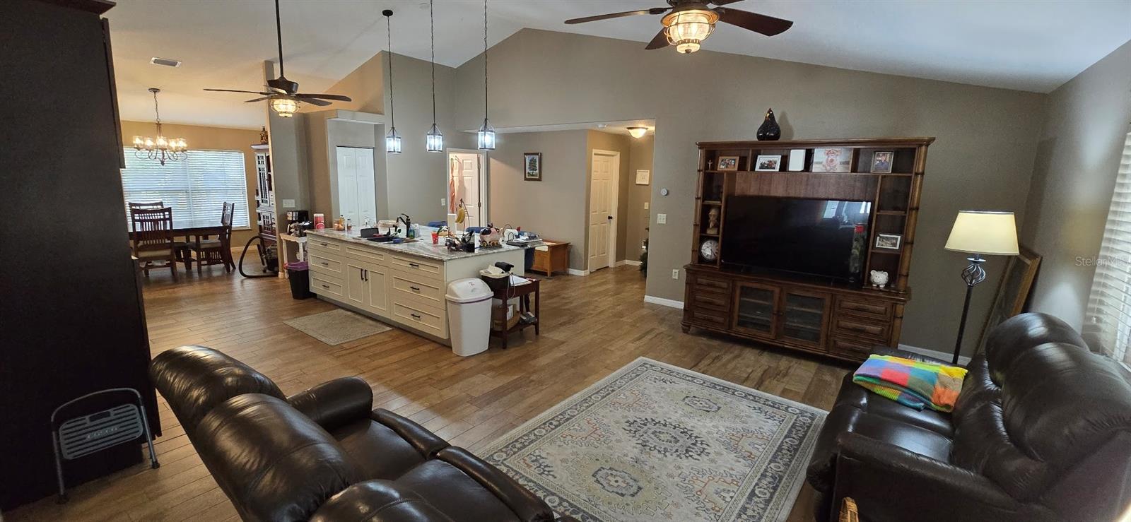 336 LAKECREST DR, TAVARES, FL, 32778