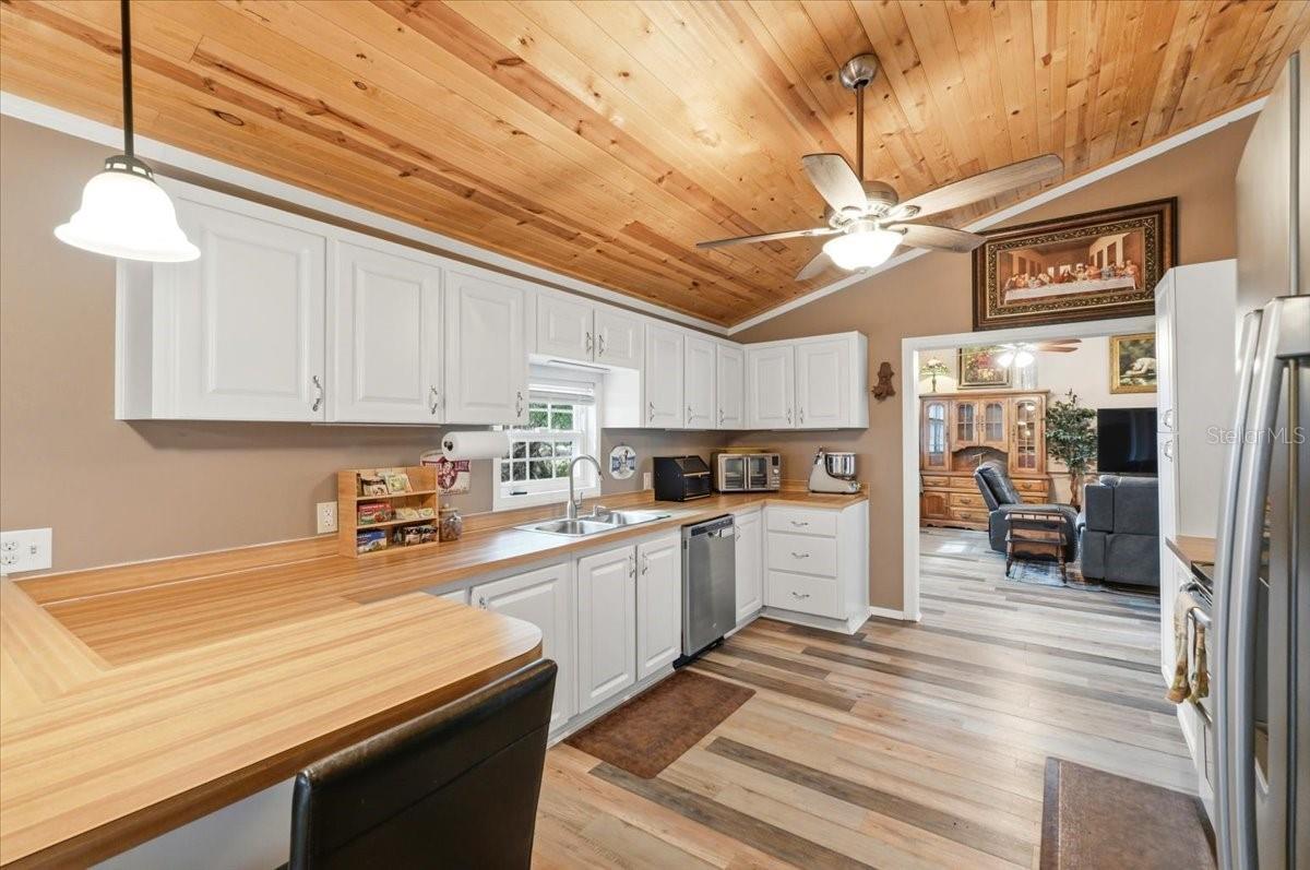 4205 N COMBEE RD, LAKELAND, FL, 33805