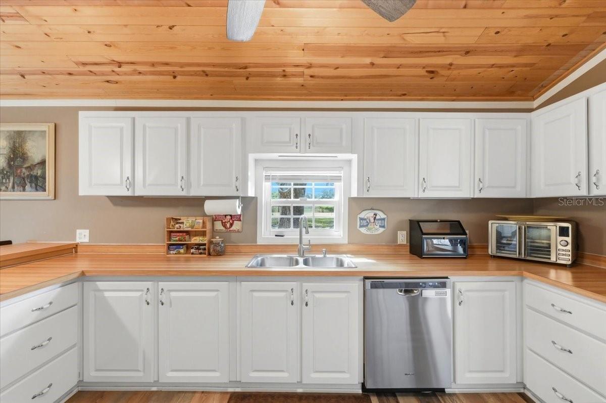 4205 N COMBEE RD, LAKELAND, FL, 33805