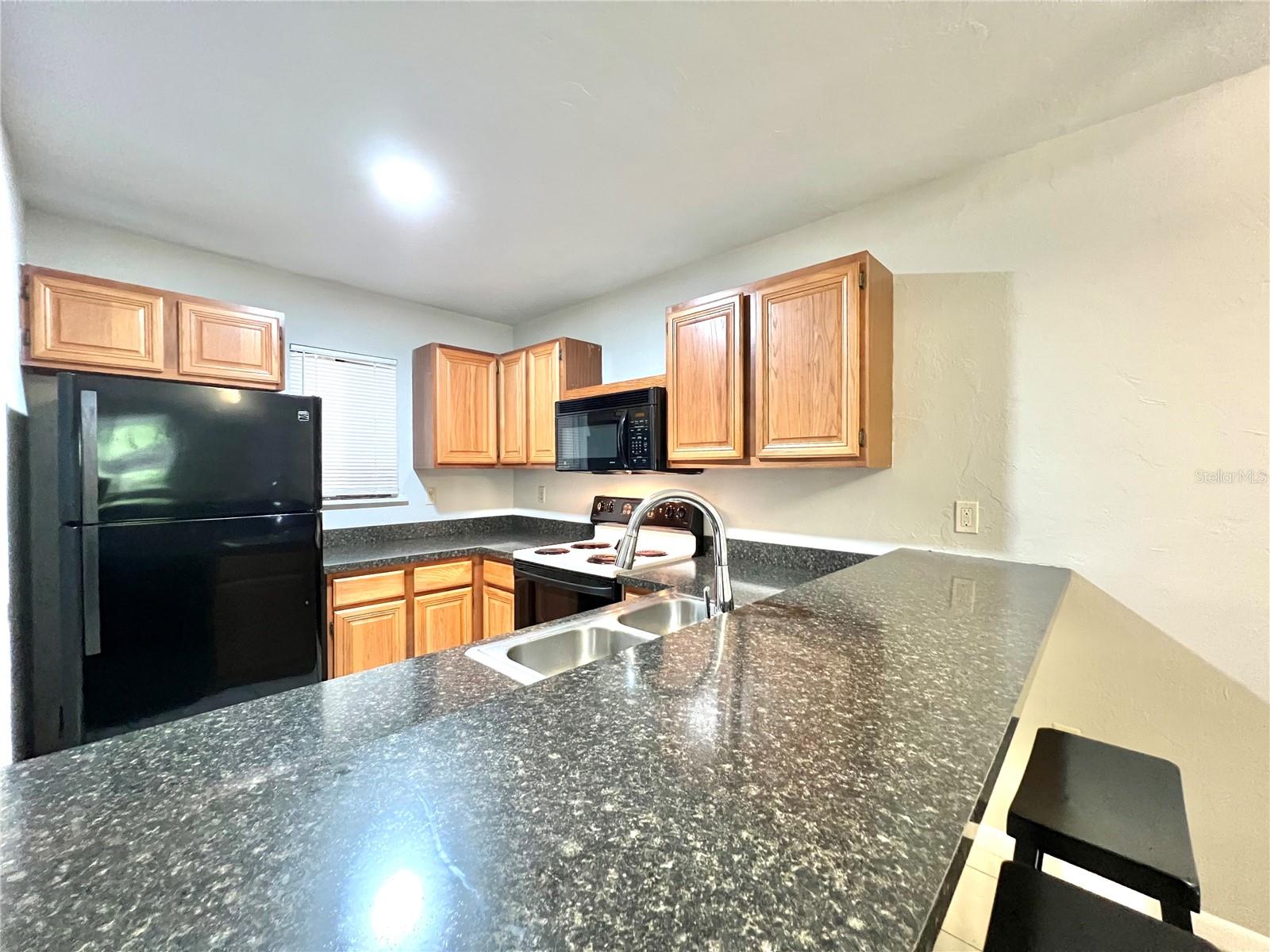 81 SE 16TH AVE #D101, GAINESVILLE, FL, 32601