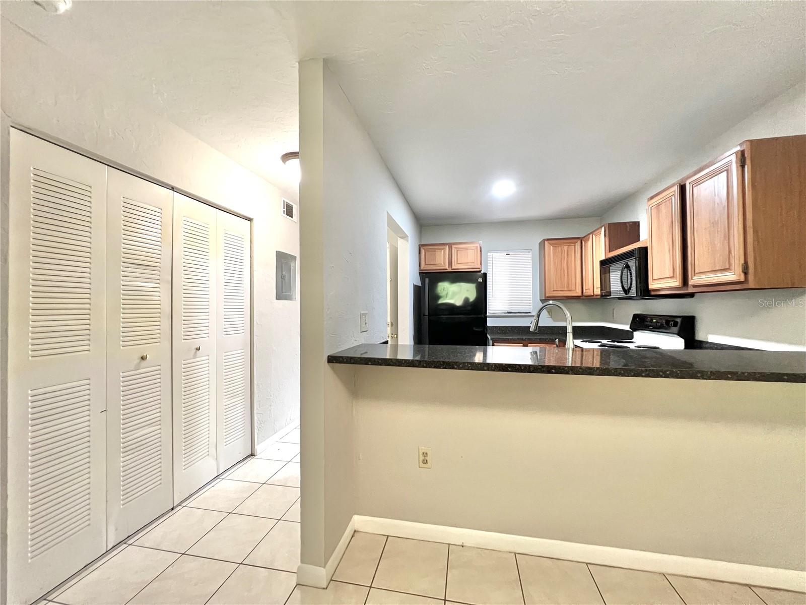 81 SE 16TH AVE #D101, GAINESVILLE, FL, 32601