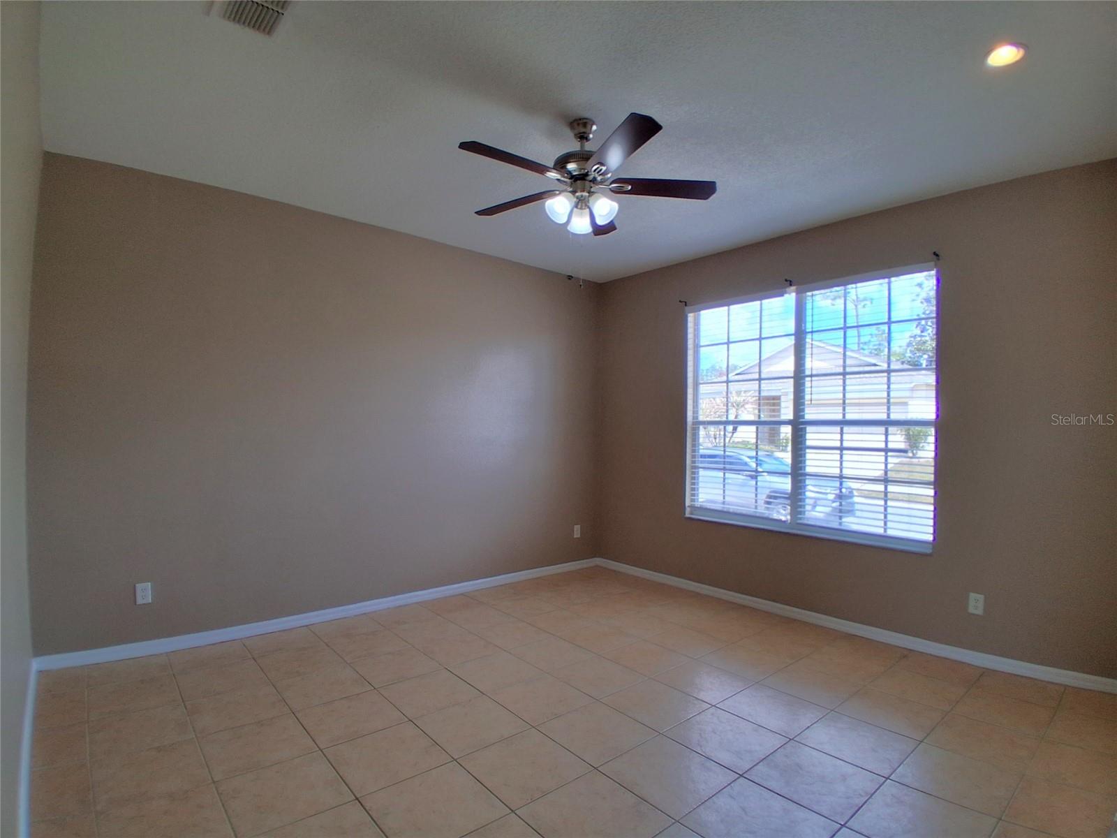 325 PIANO LN, DAVENPORT, FL, 33896